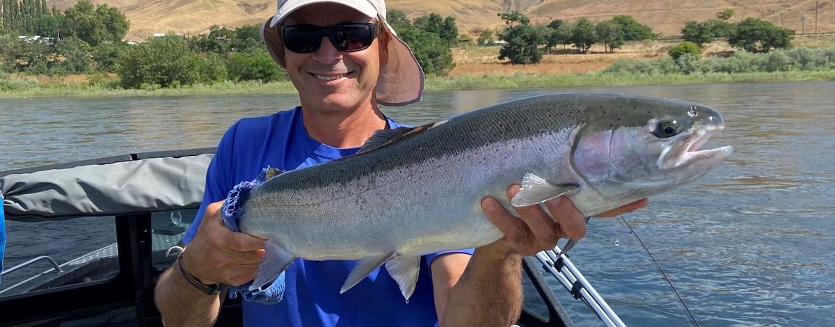me_holding_fish